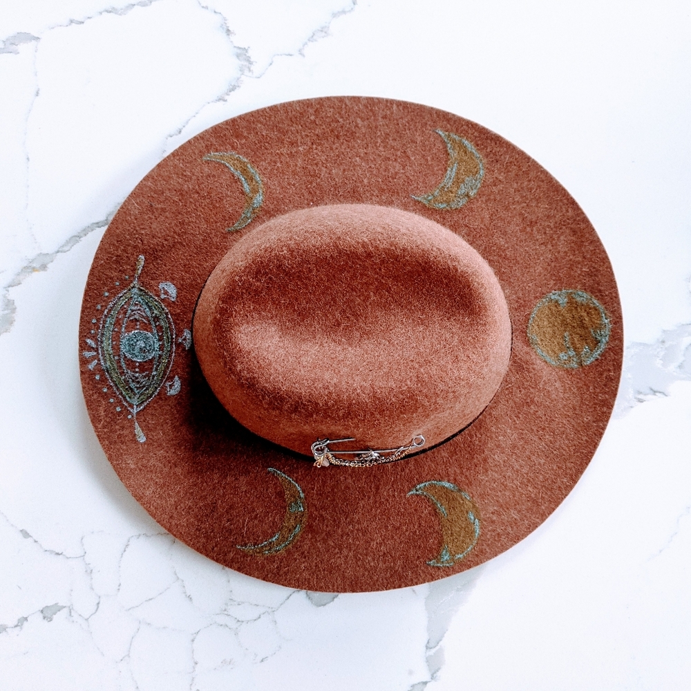 Hand painted wide brimmed rancher hat